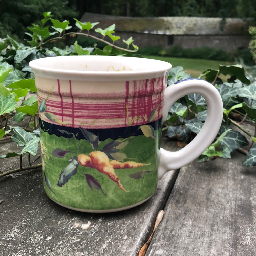 Pretty farmhouse mug